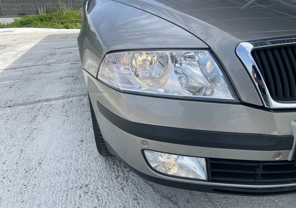 Skoda Octavia cena 16800 przebieg: 220000, rok produkcji 2007 z Kłodzko małe 497